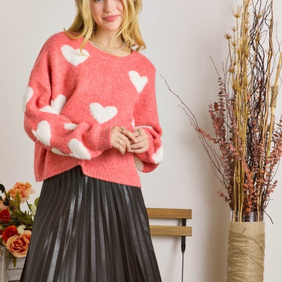 SOLD OUT Red Heart Valentines Day Crew Neck Pullover Relaxed Fit Knit Sweater - Picture 2 of 5